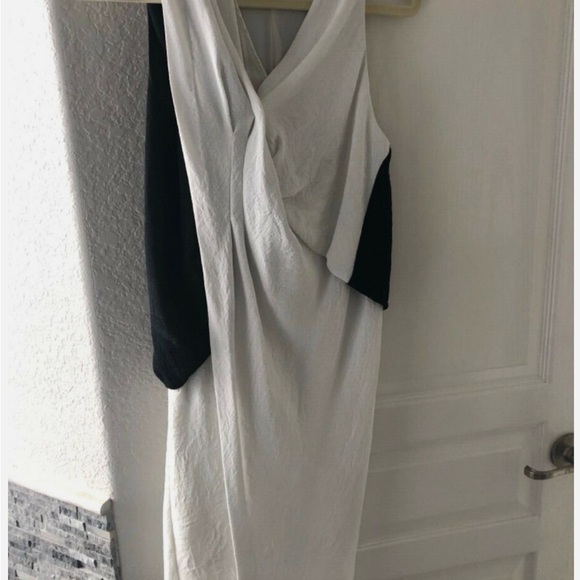 Helmut Lang 'Sugar' Asymmetric Black and White Stretch Crepe Dress Size 2 - Picture 4 of 6